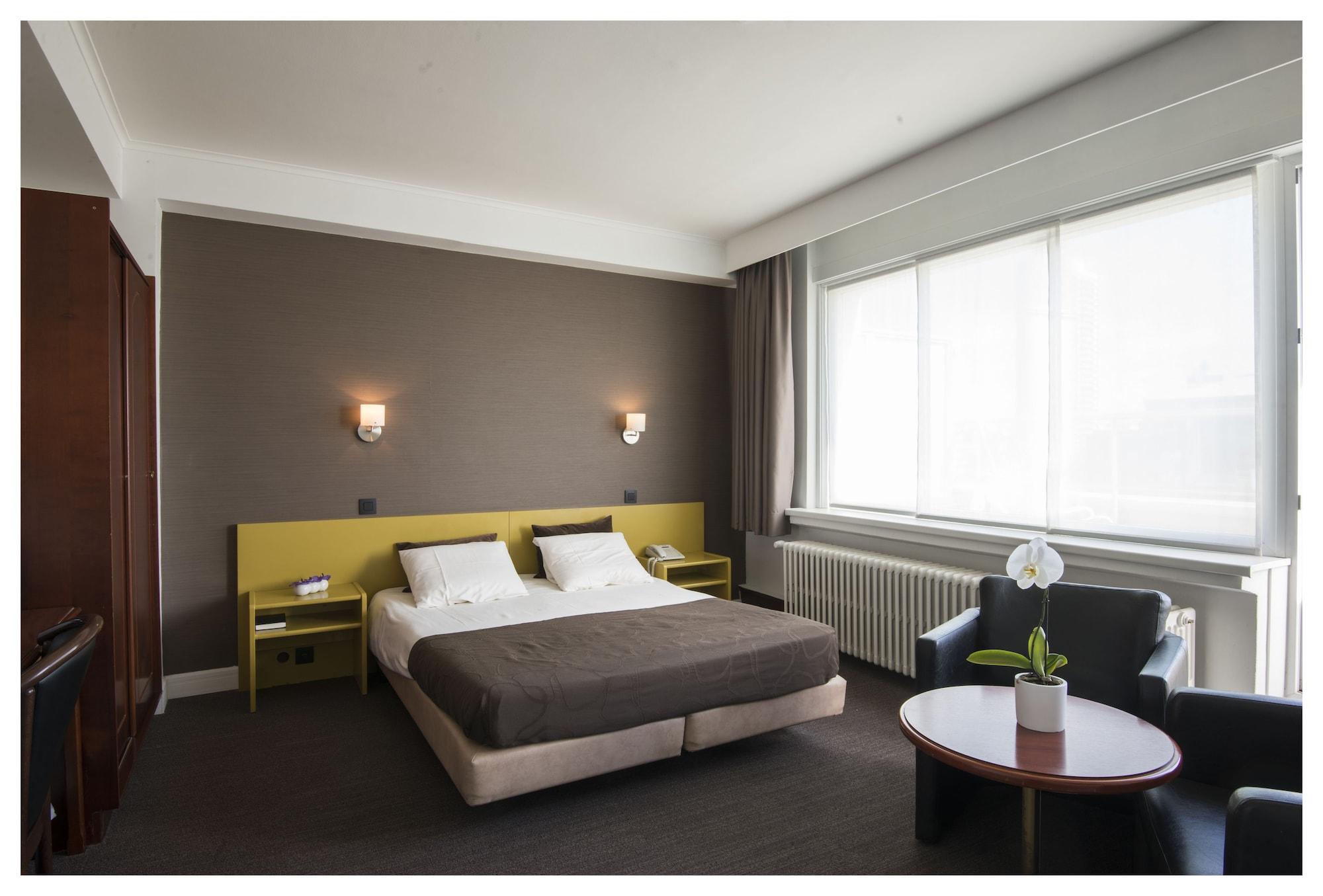 Hotel Ter Streep Oostende Bagian luar foto