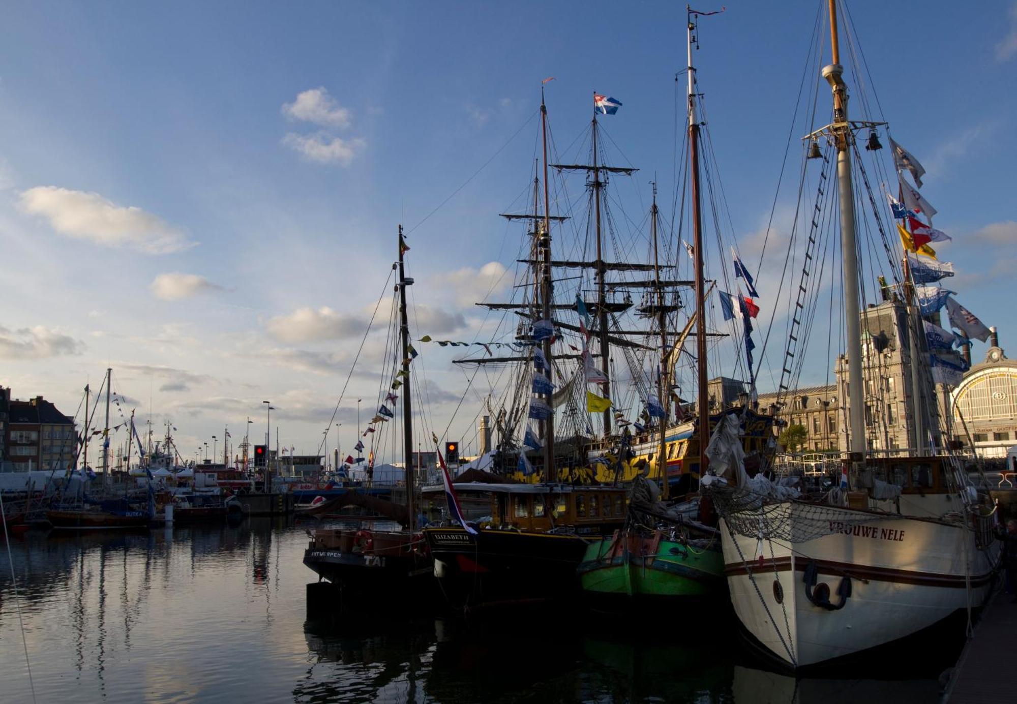Hotel Ter Streep Oostende Bagian luar foto