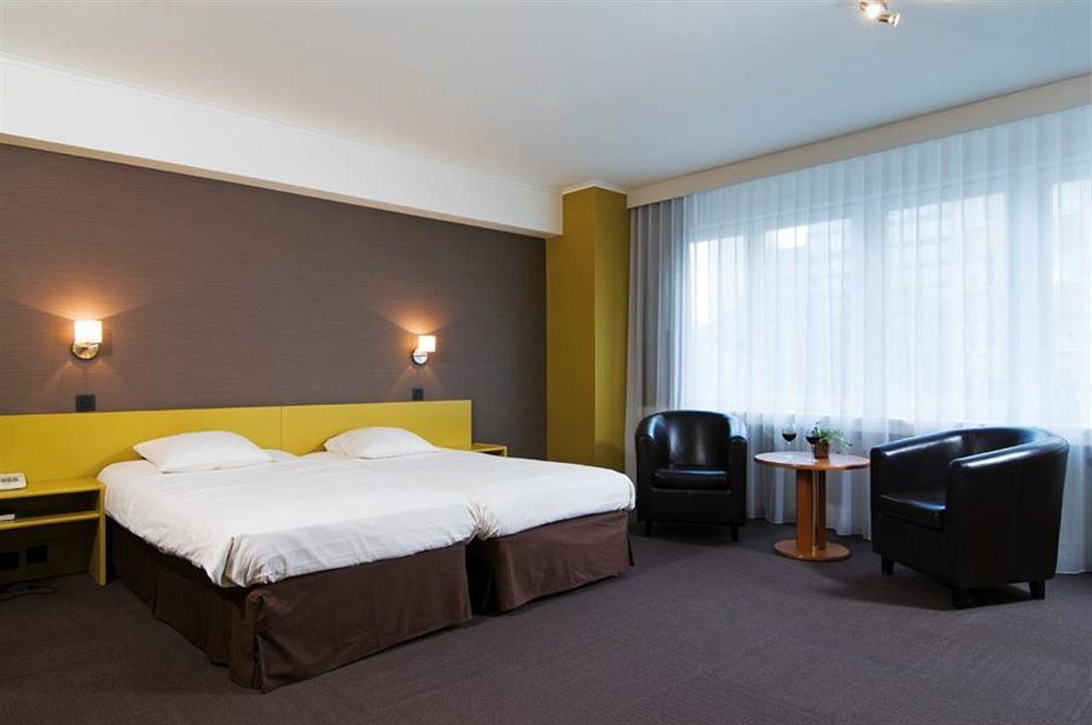 Hotel Ter Streep Oostende Ruang foto